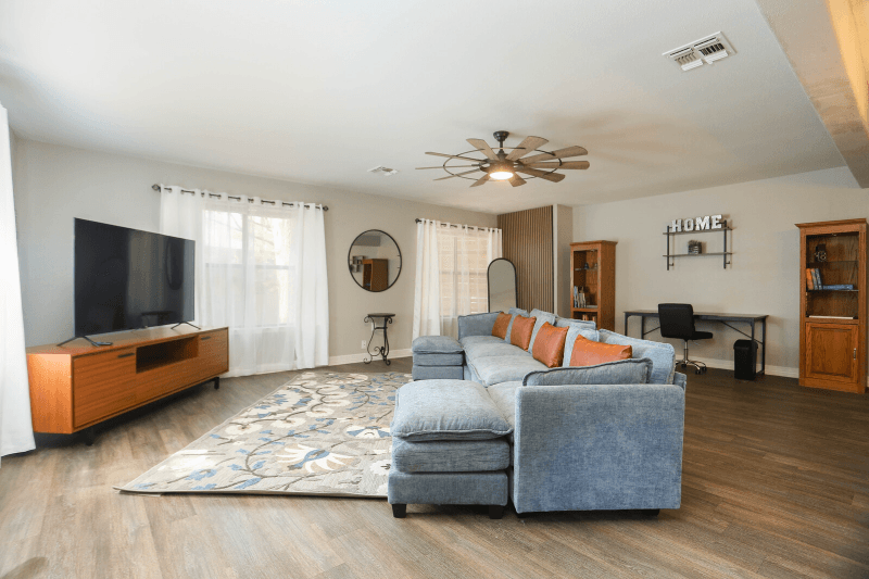 San Antonio House: 9011 Welles Way