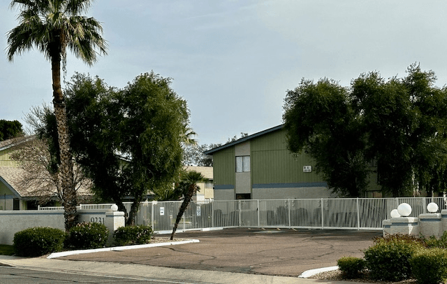 Peoria Apartment: 9231 N 99th Ave