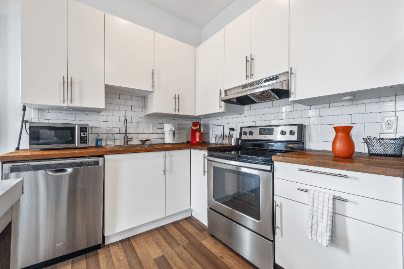 Atlanta House: 906 Allene Ave SW