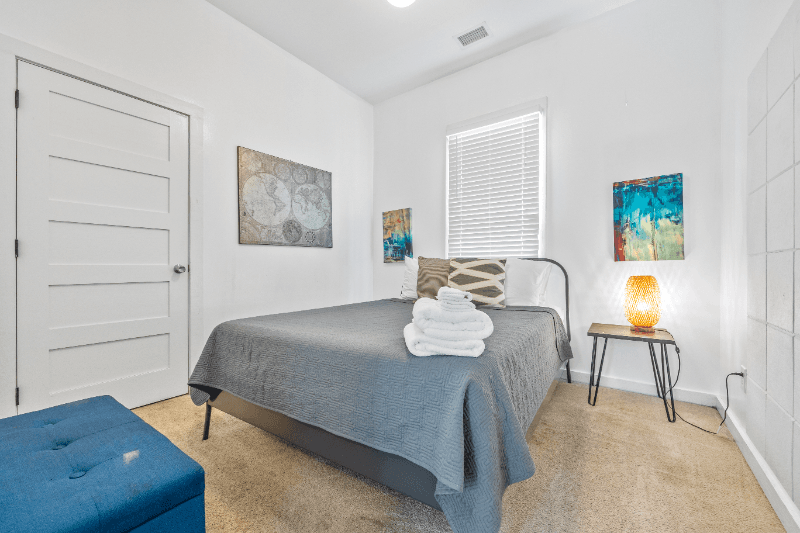 Atlanta House: 906 Allene Ave SW