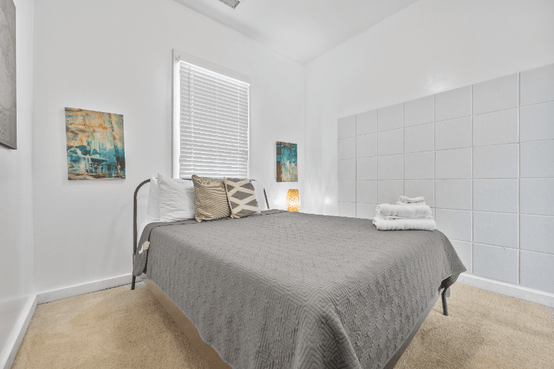 Atlanta House: 906 Allene Ave SW