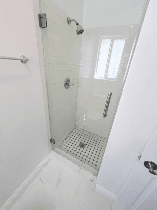 Los Angeles Apartment: 10753 Palms Blvd