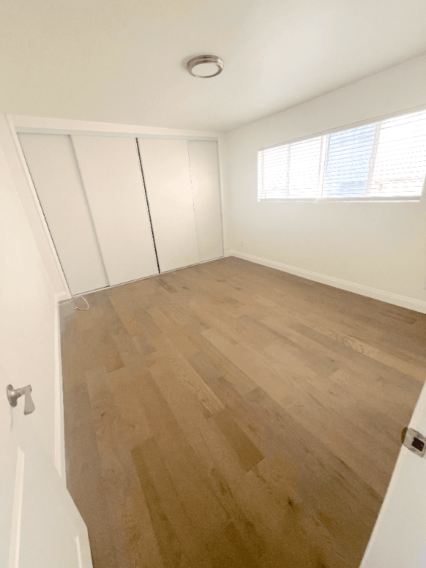 Los Angeles Apartment: 10753 Palms Blvd