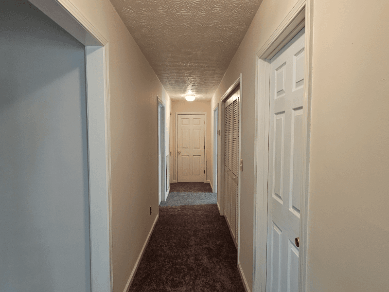 Gallatin House: 1011 Brookwood Dr