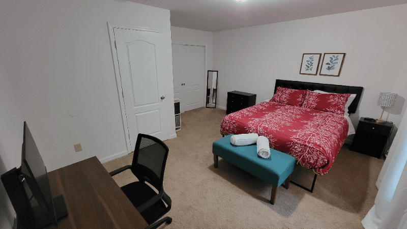 Savannah Townhome: 1510 E Henry street