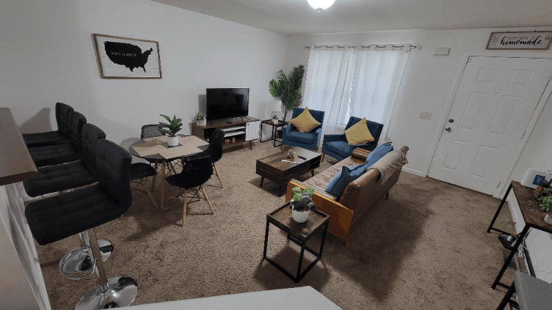 Savannah Townhome: 1510 E Henry street