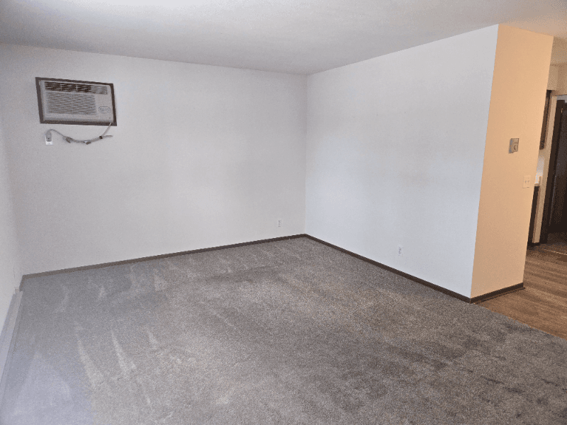 Toledo Apartment: 4030 Elmhurst Road