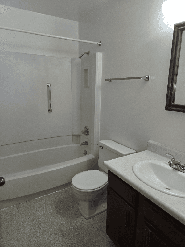 Toledo Apartment: 4030 Elmhurst Road