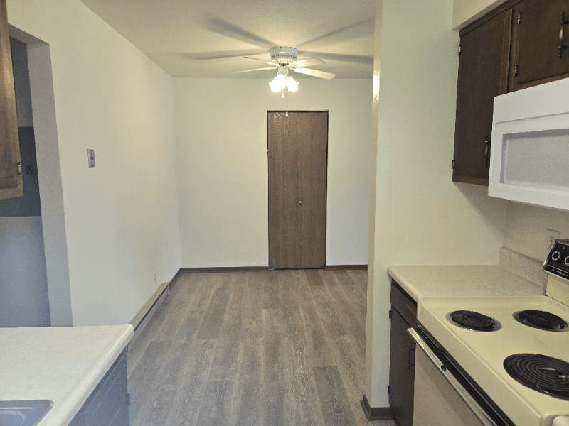 Toledo Apartment: 4030 Elmhurst Road