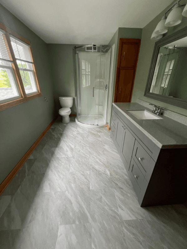 Dubuque Single Room: 1215 Mount Pleasant St