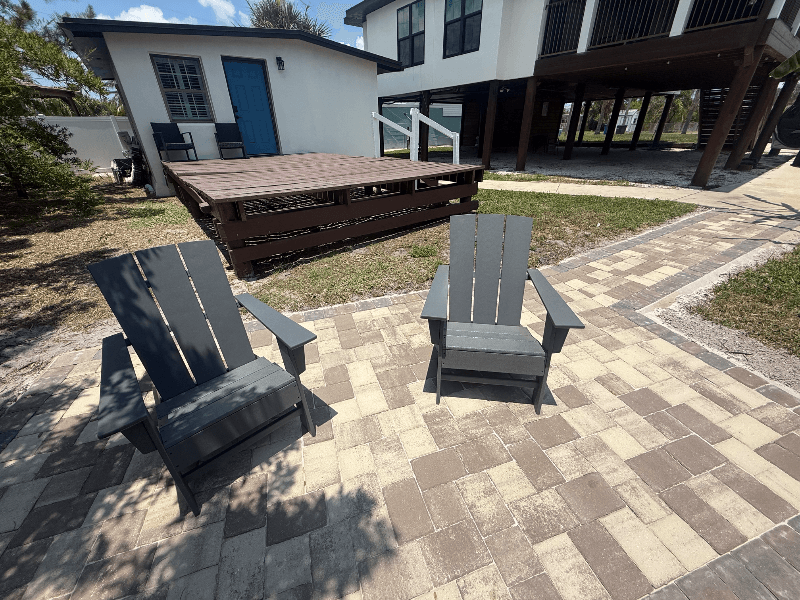 Tampa House: 9118 1/2 Brunswick ln