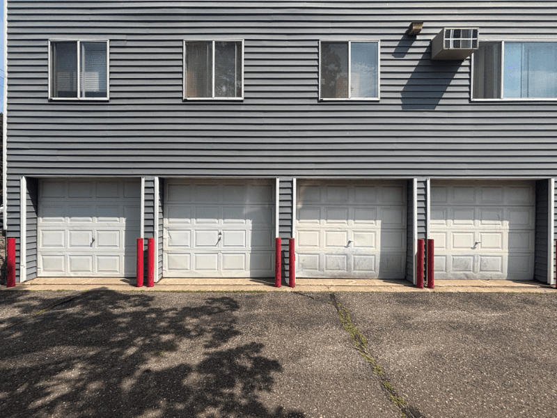 St Cloud Single Room: 627 5th ave south
