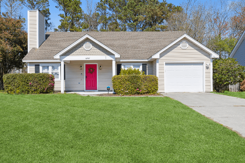 Wilmington House: 6707 low bush ct