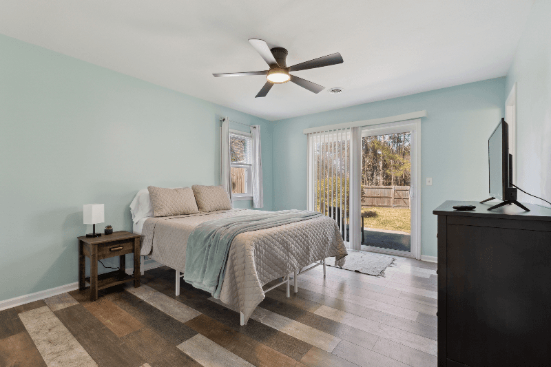 Wilmington House: 6707 low bush ct