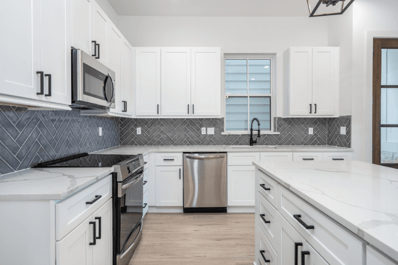 Houston House: 6426 Highland Pine Ln
