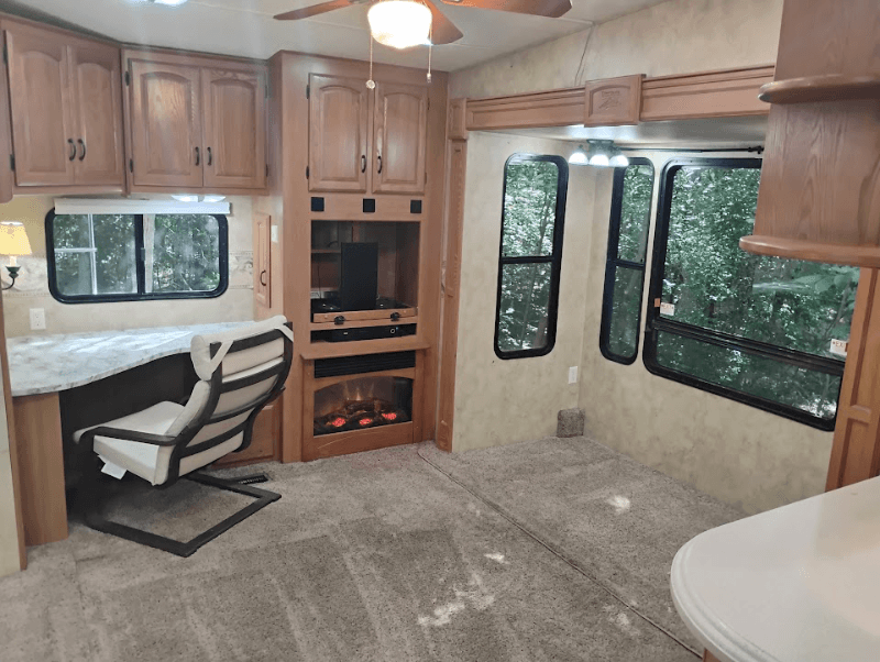 Hawkins House: 379 CR 3425