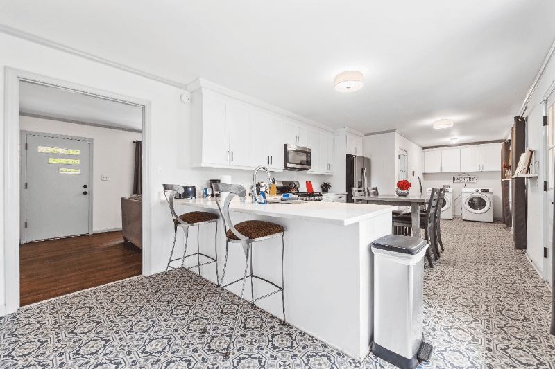 Atlanta House: 2523 Ben Hill Rd