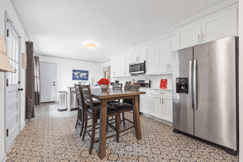 Atlanta House: 2523 Ben Hill Rd