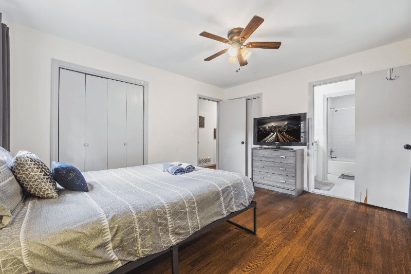Atlanta House: 2523 Ben Hill Rd