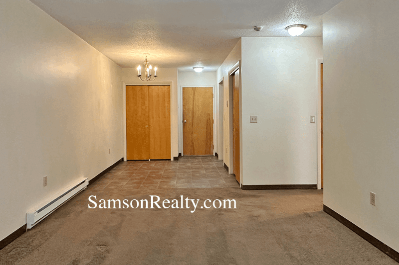 Rumford Condo: 280 Roger Williams Ave.