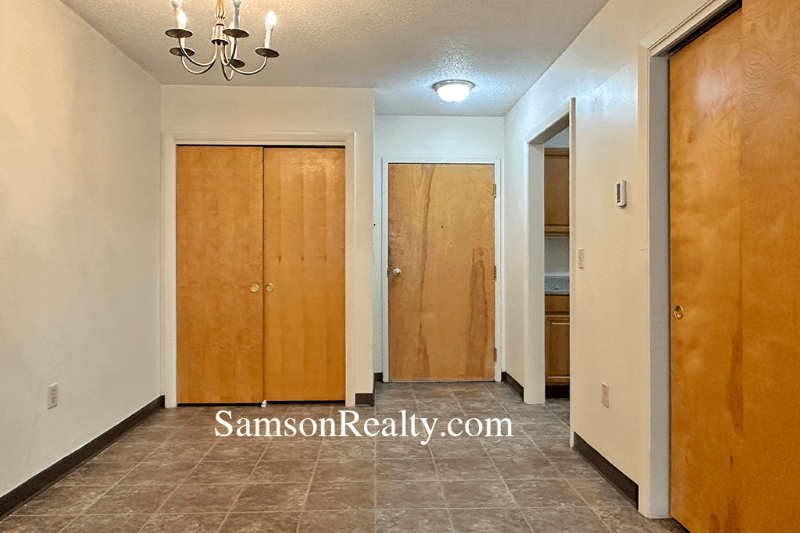 Rumford Condo: 280 Roger Williams Ave.
