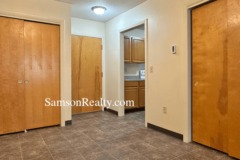 Rumford Condo: 280 Roger Williams Ave.