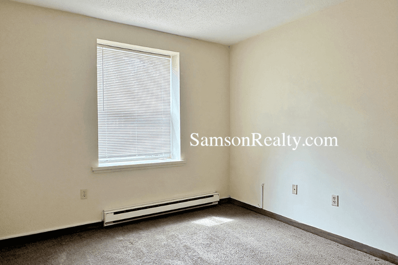 Rumford Condo: 280 Roger Williams Ave.