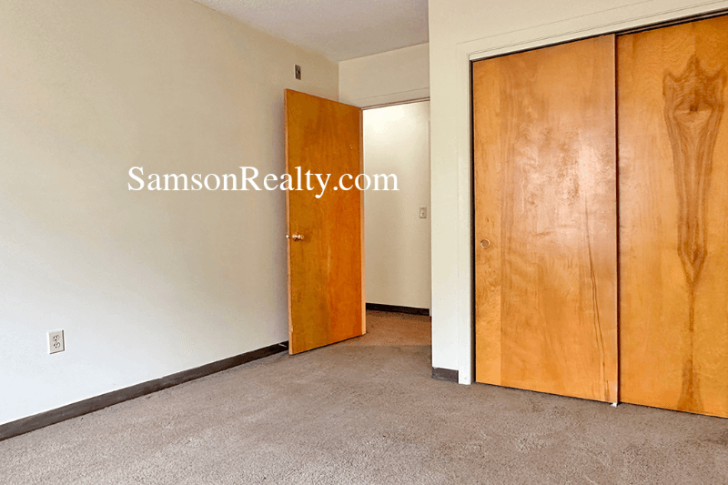 Rumford Condo: 280 Roger Williams Ave.