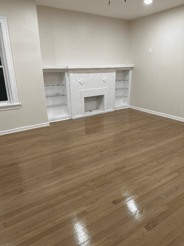 Chicago Apartment: 7940 S Saint Lawrence Ave Apt 1