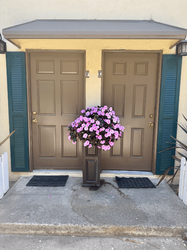 Costa Mesa Apartment: 1978 Maple Ave.