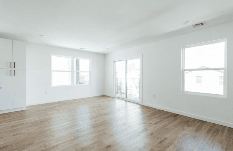 Elizabeth Condo: 716 Seaport Dr