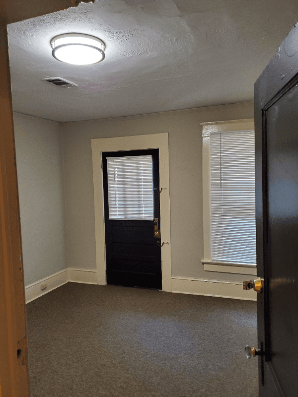 Atlanta House: 1018 Hemphill Ave NW