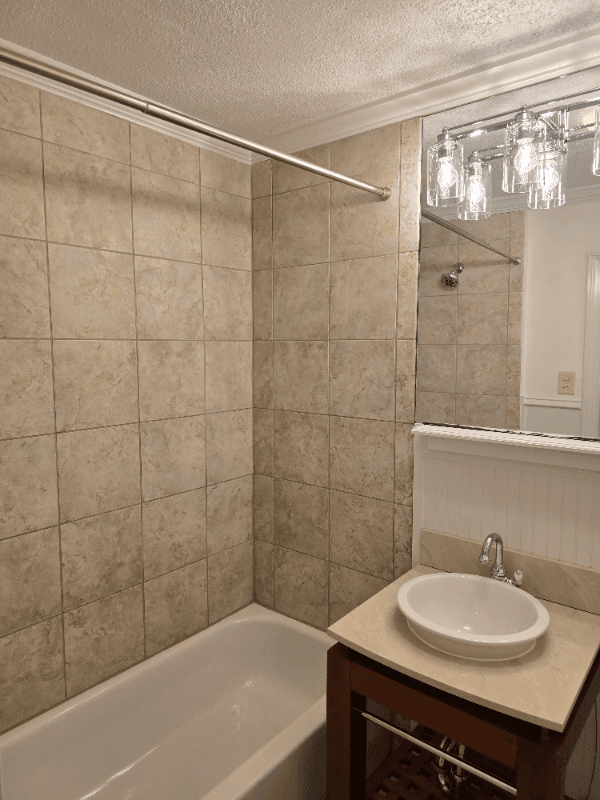 Atlanta Condo: 120 Alden Ave