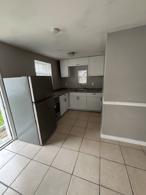 North Fort Myers Other: 1064 N Tamiami Trail