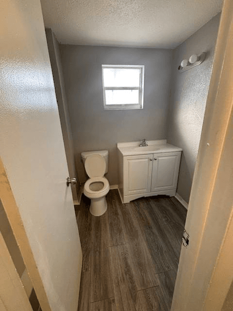 North Fort Myers Other: 1064 N Tamiami Trail