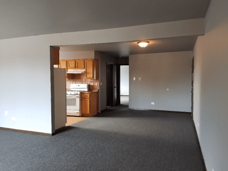 Darien Apartment: 7718 Wildwood Ct