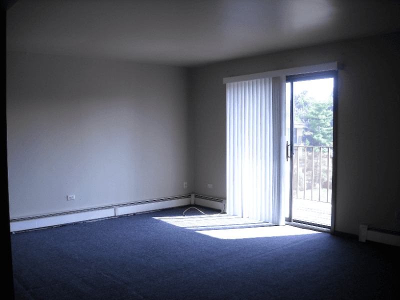 Darien Apartment: 7718 Wildwood Ct