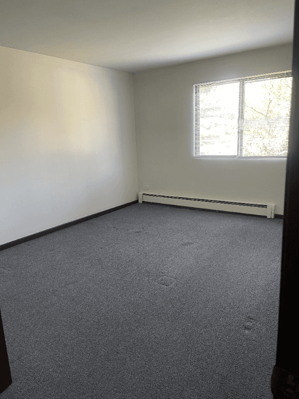 Darien Apartment: 7718 Wildwood Ct