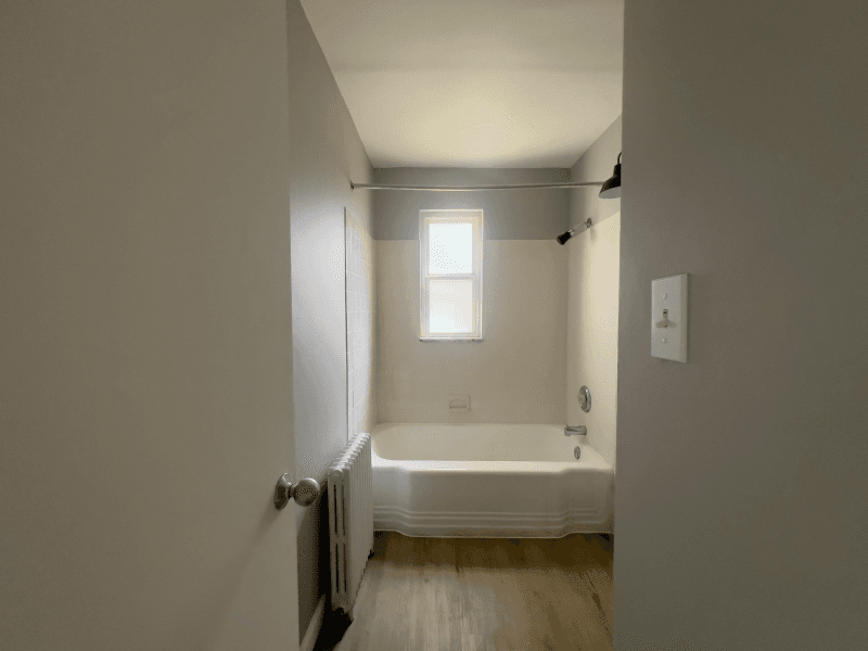 Cleveland Apartment: 10306 Shaker Blvd