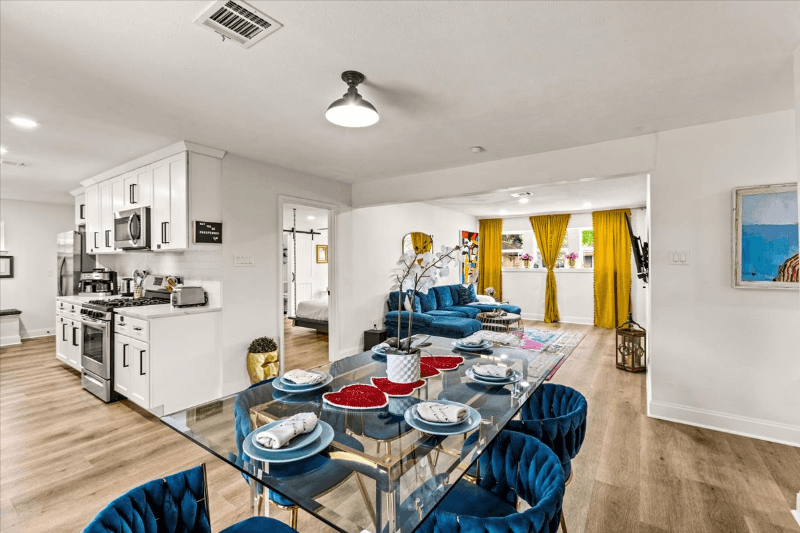 Houston House: 5751 Firenza Dr.