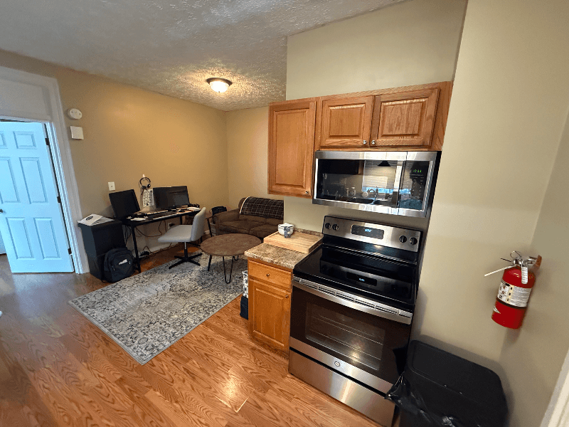 Franklin Apartment: 1140 Buffalo Street