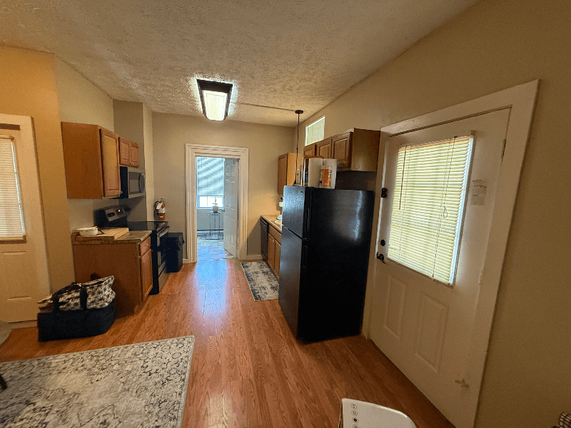 Franklin Apartment: 1140 Buffalo Street