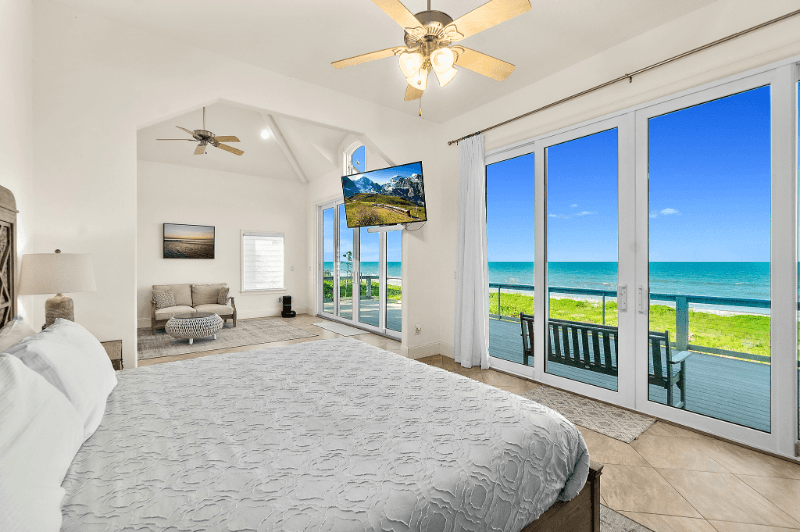 Palm Coast House: 6917 N Ocean Shore Blvd