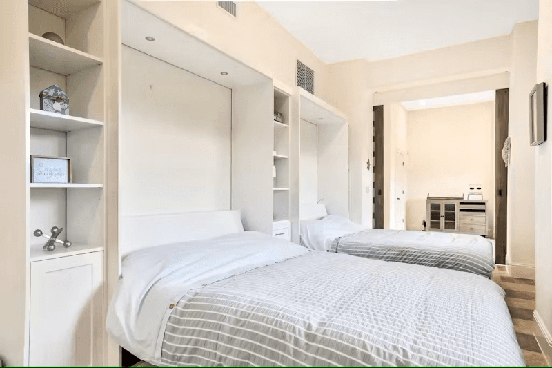 Palm Coast House: 6917 N Ocean Shore Blvd