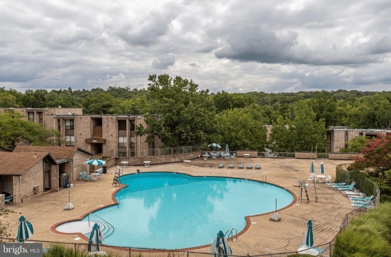 Temple Hills Condo: 3341 Huntley Square Dr