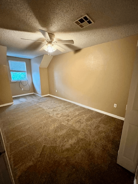 Farmington Multiplex: 116 E Neal St