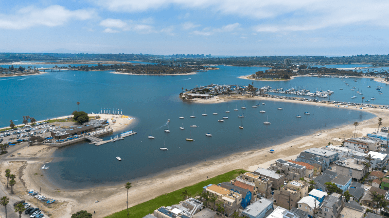 San Diego House: 717 Portsmouth Ct