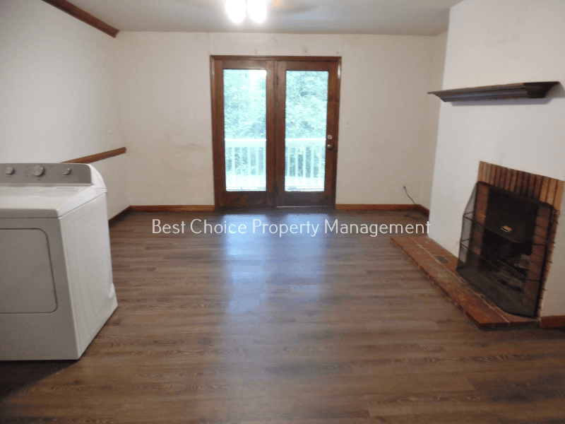 Duncan Condo: 211 Brookside Dr