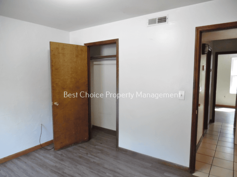 Duncan Condo: 211 Brookside Dr