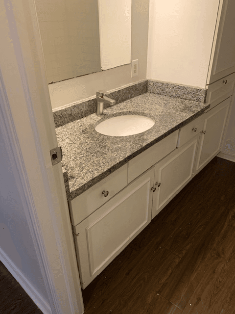 Fayetteville Townhome: 280 S Hill Ave